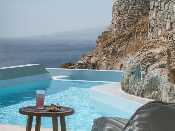 Arocaria Mykonos : photo 5 de la chambre suite lit queen-size