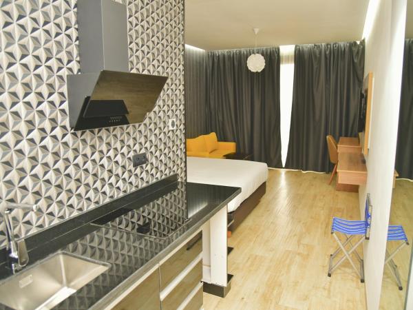Surf One Hotel : photo 2 de la chambre suite junior avec balcon