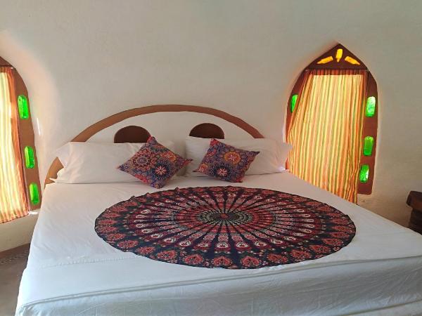 Wayahnb'al eco hostal holístico : photo 5 de la chambre chambre double standard avec ventilateur