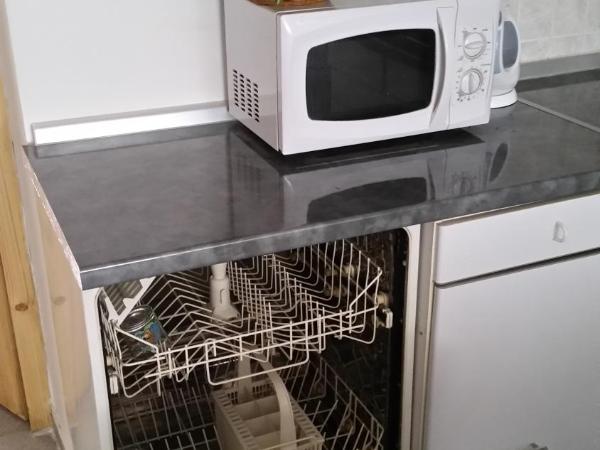 Guest House Roki & Diva : photo 4 de la chambre petite chambre double