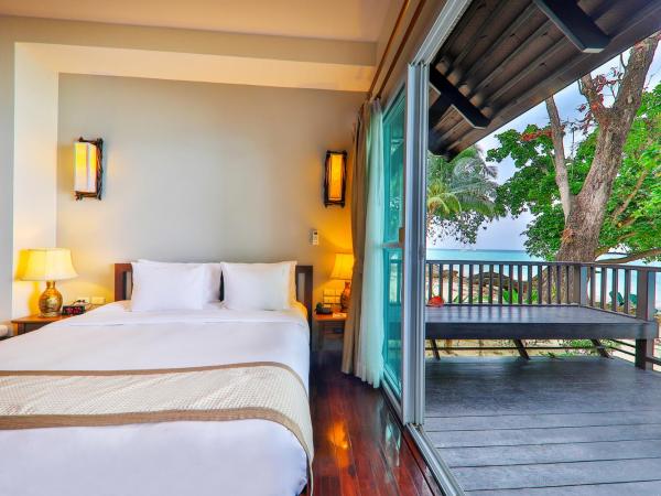 Phi Phi Holiday Resort : photo 3 de la chambre coral beach studio 

