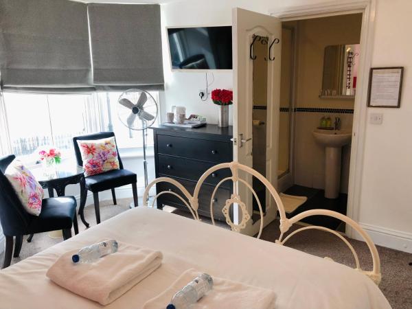 Grand Pier Guest House : photo 7 de la chambre chambre double supérieure