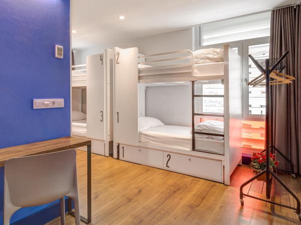 Generator Barcelona : photo 3 de la chambre chambre privée avec 4 lits