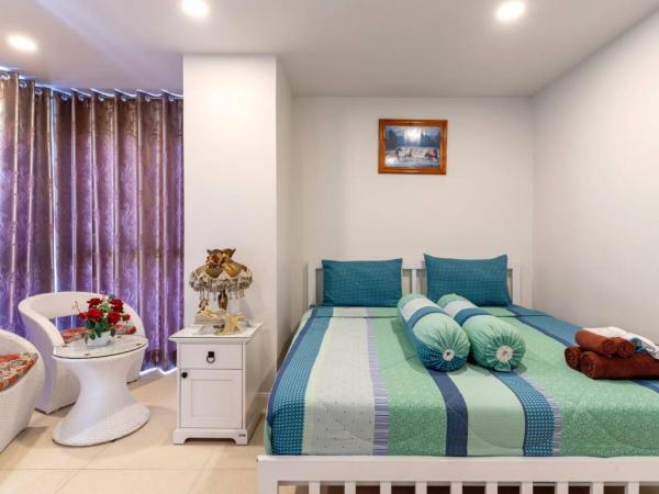 Parvena Hotel Sathorn : photo 7 de la chambre chambre lit king-size supérieure