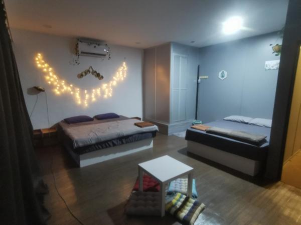 Marvel Suite ABNB : photo 3 de la chambre chambre quadruple confort