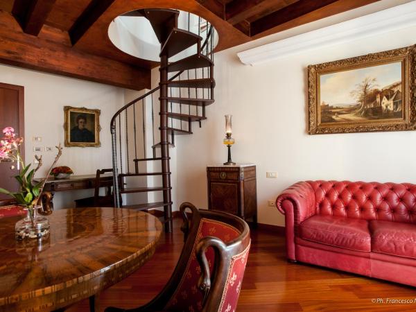 Hotel Flora : photo 3 de la chambre suite junior