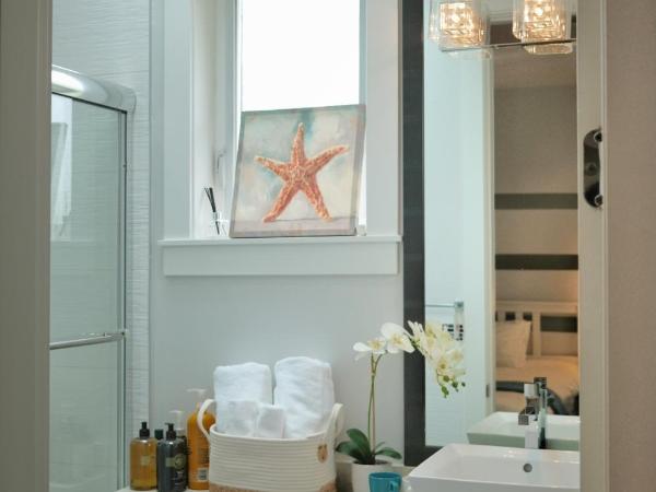 Vancouver West Cozy Retreat by Host Launch : photo 5 de la chambre chambre lit queen-size