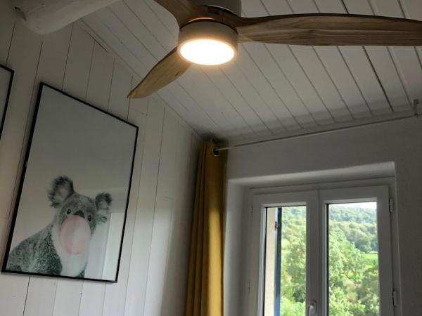 Hôtel La Bastide de Vaison : photo 2 de la chambre chambre double standard avec ventilateur