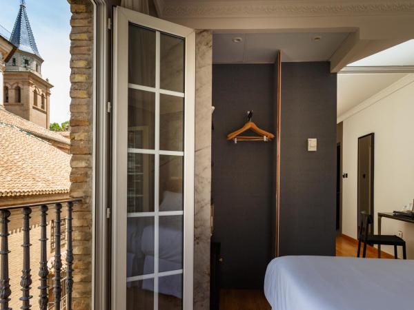 Hotel Dauro Premier : photo 4 de la chambre chambre familiale avec salle de bains privative