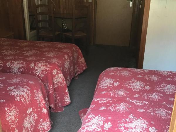 Hotel Bergerie Chatel : photo 2 de la chambre chambre triple standard