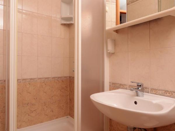 Resort Trcol : photo 4 de la chambre chambre double Économique