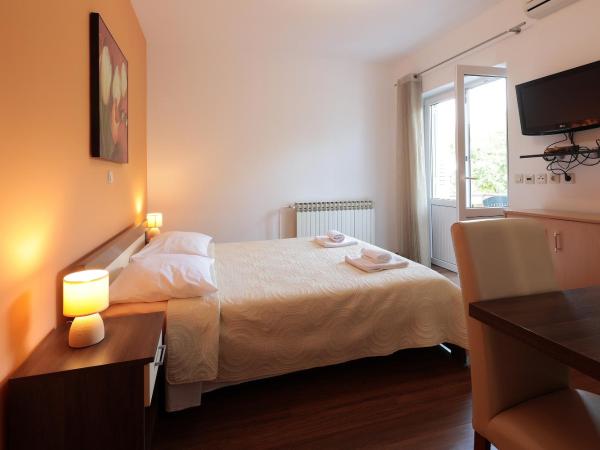 Resort Trcol : photo 6 de la chambre chambre double avec balcon