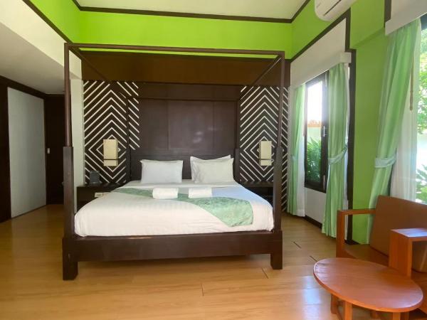 Phi Phi Andaman Beach Resort-SHA Plus : photo 5 de la chambre chambre double de luxe bungalow