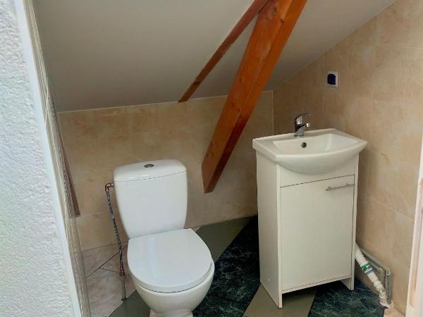 Hostel Madeira : photo 2 de la chambre chambre familiale avec salle de bains privative