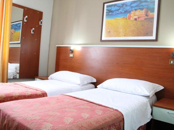 Hotel MM Dateo : photo 10 de la chambre chambre lits jumeaux