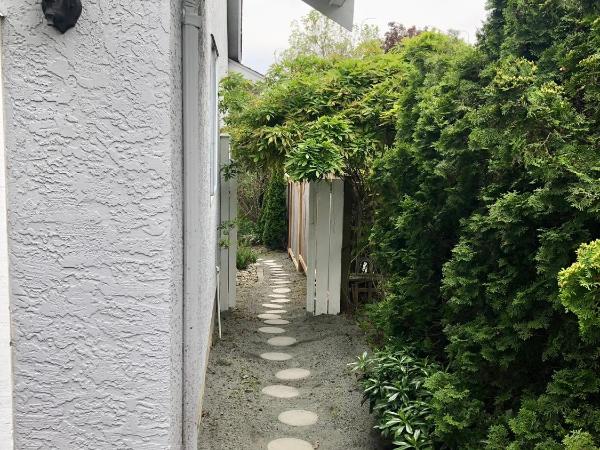 one bedroom suite near Hillside mall : photo 2 de la chambre suite familiale