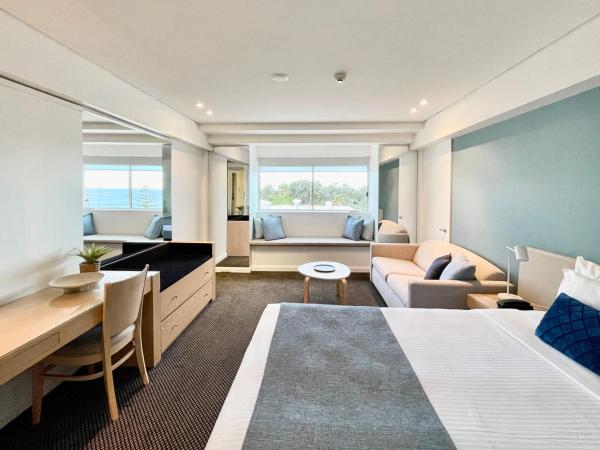 Coogee Sands Hotel & Apartments : photo 1 de la chambre studio de luxe - vue partielle sur mer