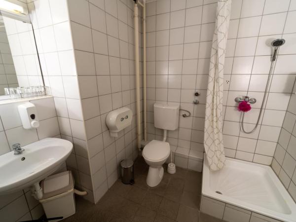 MP Hostel Budapest : photo 6 de la chambre lit dans dortoir pour femmes de 4 lits