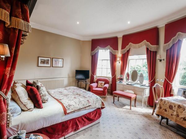 York Pavilion Hotel, Sure Hotel Collection by Best Western : photo 7 de la chambre suite lit queen-size