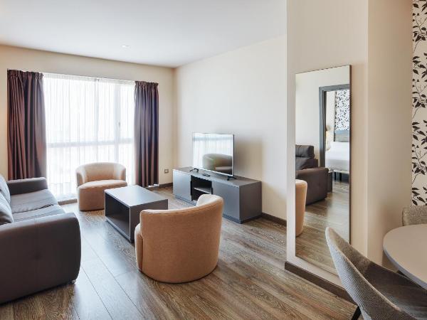 Sercotel Plaza Feria : photo 4 de la chambre suite junior deluxe