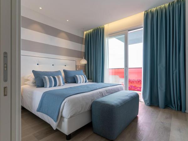 Hotel Orient & Pacific : photo 2 de la chambre suite junior - vue sur mer