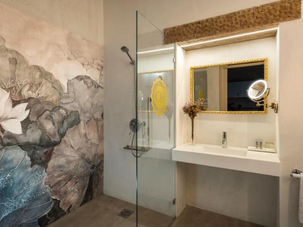 CH Apartments Boutique : photo 2 de la chambre appartement avec jacuzzi
