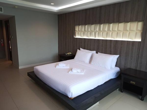 Hermann Hotel Pattaya - SHA Extra Plus : photo 1 de la chambre chambre lit king-size deluxe