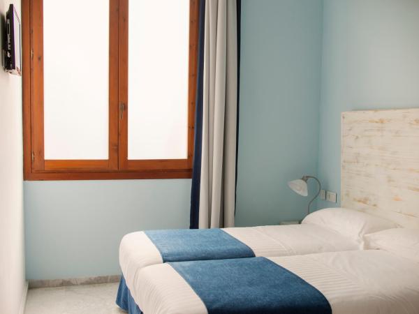 Ad Hoc Carmen : photo 3 de la chambre chambre double