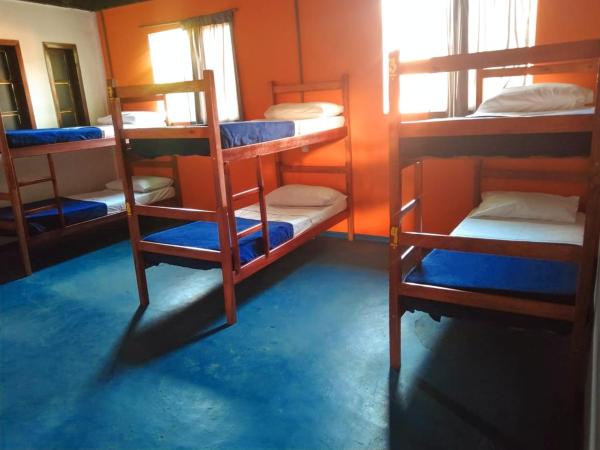 Numa Boa HOSTEL Búzios : photo 3 de la chambre lit dans dortoir mixte de 10 lits