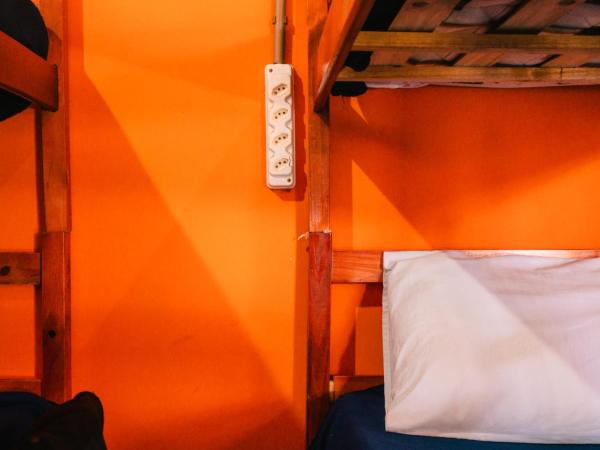 Numa Boa HOSTEL Búzios : photo 7 de la chambre lit dans dortoir mixte de 10 lits