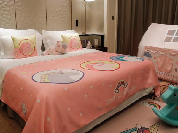 Wyndham Qingdao : photo 2 de la chambre 1 king bed, theme room, unicorn