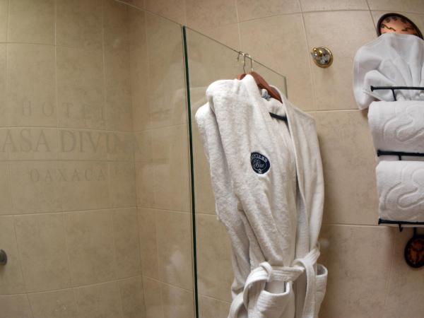 Hotel Casa Divina Oaxaca : photo 10 de la chambre chambre lit king-size