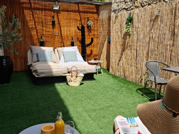 Hôtel Le C - Boutique Hôtel : photo 5 de la chambre suite junior avec terrasse