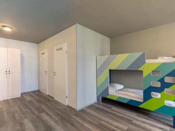 a&o Wien Hauptbahnhof : photo 6 de la chambre chambre 6 lits