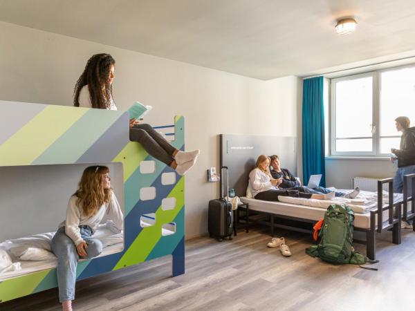 a&o Wien Hauptbahnhof : photo 10 de la chambre chambre quadruple