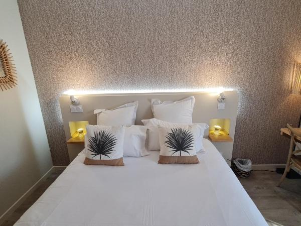 Hôtel Le C - Boutique Hôtel : photo 5 de la chambre chambre deluxe