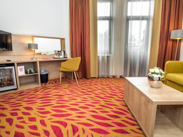 Rubin Wellness & Conference Hotel : photo 3 de la chambre suite junior avec balcon
