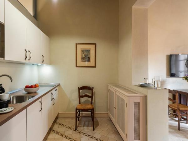 CH Apartments Boutique : photo 7 de la chambre appartement avec balcon