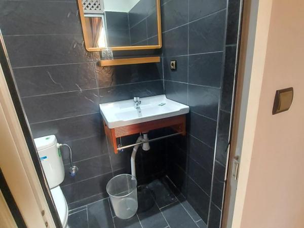 Amor Hotel : photo 8 de la chambre chambre simple standard avec douche