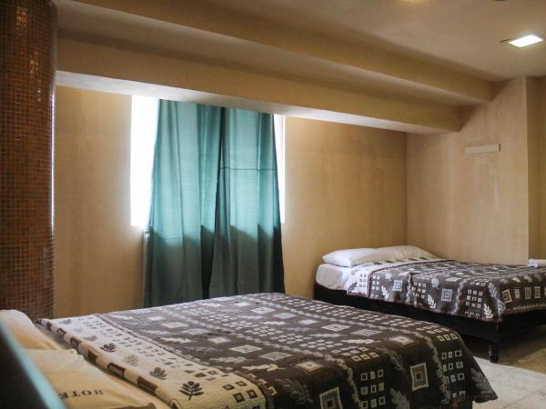 Hotel Regis : photo 4 de la chambre chambre familiale