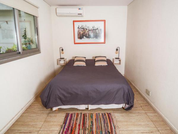 Jaque Mate Hostel : photo 2 de la chambre chambre double avec salle de bains privative