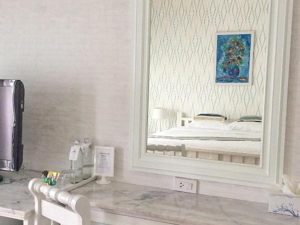 Casa Blanca Boutique Hotel - SHA Plus : photo 8 de la chambre chambre double deluxe - vue sur piscine