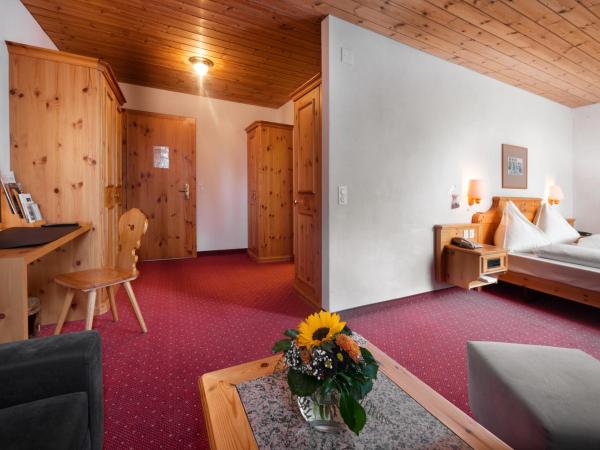 Waldhotel Arosa : photo 2 de la chambre chambre double