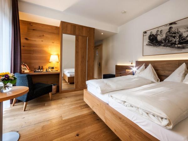 Waldhotel Arosa : photo 1 de la chambre chambre double supérieure