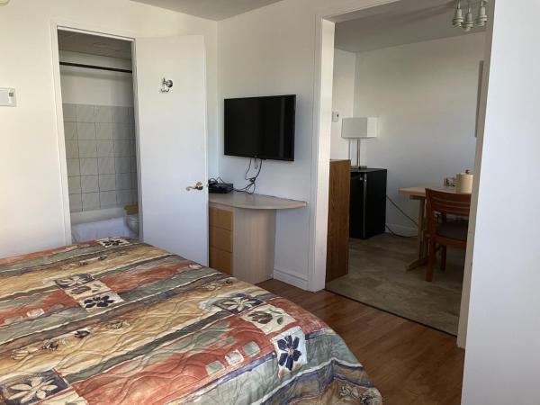 Hotel Motel Le Regent : photo 2 de la chambre studio lit queen-size