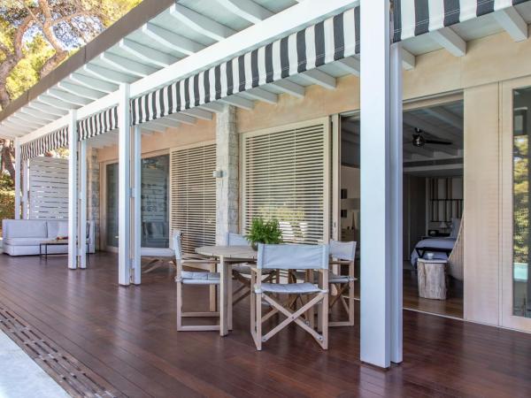 Four Seasons Astir Palace Hotel Athens : photo 6 de la chambre suite bungalow avec piscine - vue sur jardin