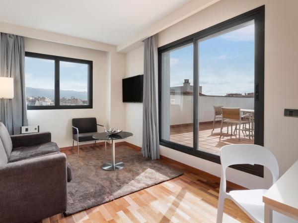 B&B HOTEL Granada Estación : photo 5 de la chambre suite junior