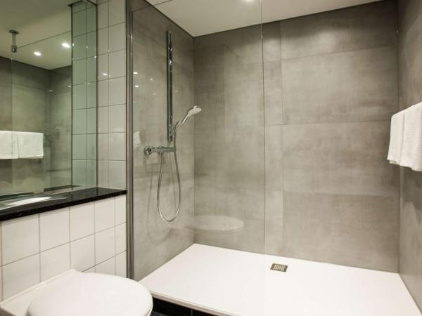 Atlantic Hotel Airport : photo 8 de la chambre chambre double affaires