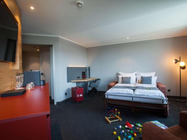 Atlantic Hotel Airport : photo 3 de la chambre suite