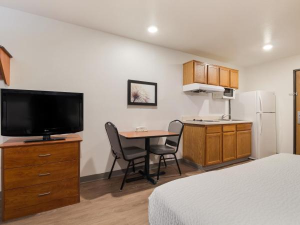 WoodSpring Suites Houston I-45 Airtex : photo 9 de la chambre studio